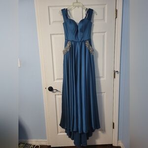 Radiant Sheen Long Dress by Mac Duggal